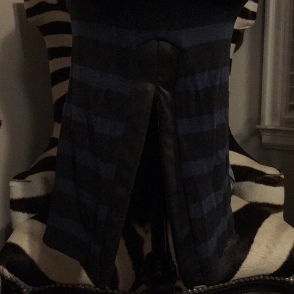 Ah-mazing blue & blk stripe with vegan leather drs - Picture 4 of 6